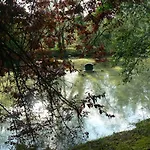 De La Maison De L'etang *