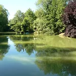 De La Maison De L'etang Holiday home *