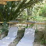 De La Maison De L'etang Holiday home