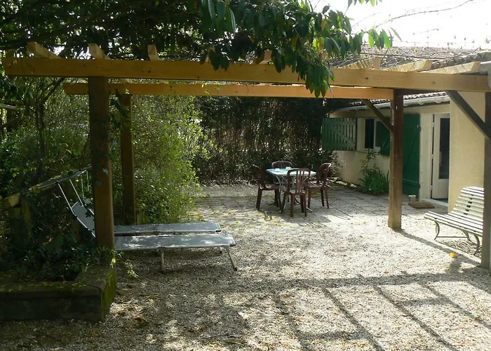 De La Maison De L'etang