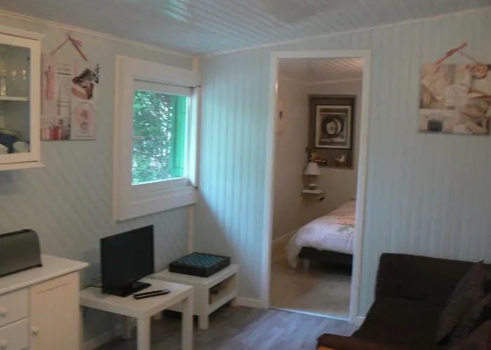 De La Maison De L'etang