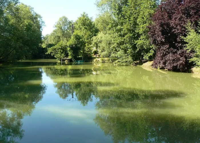 De La Maison De L'etang Holiday home *