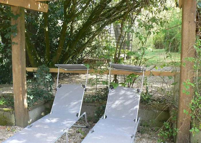 De La Maison De L'etang Holiday home